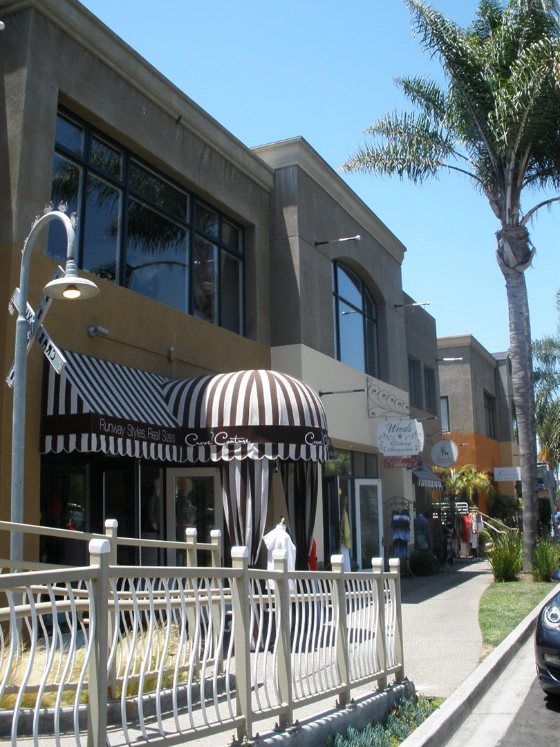 commercial building solana beach